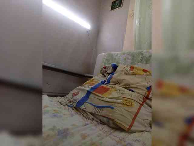 Konfetka80 webcam