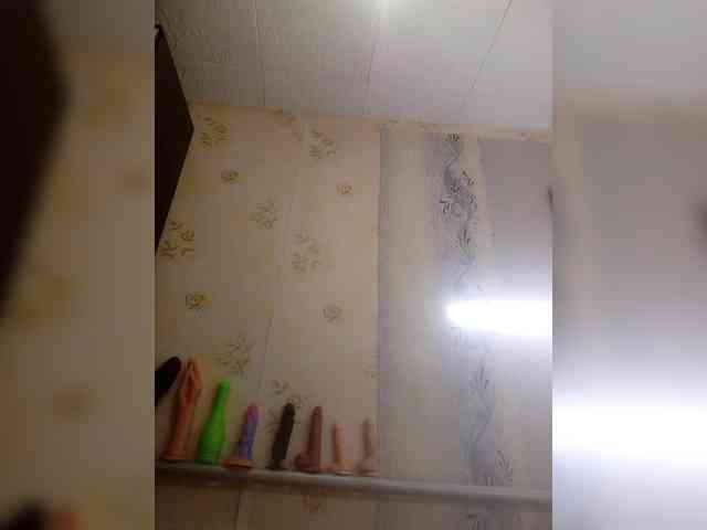 Konfetka80 webcam