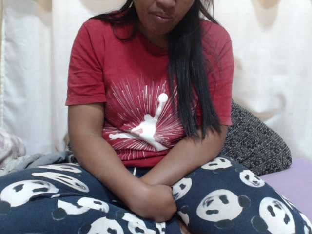 Anishey live cam on BongaCams