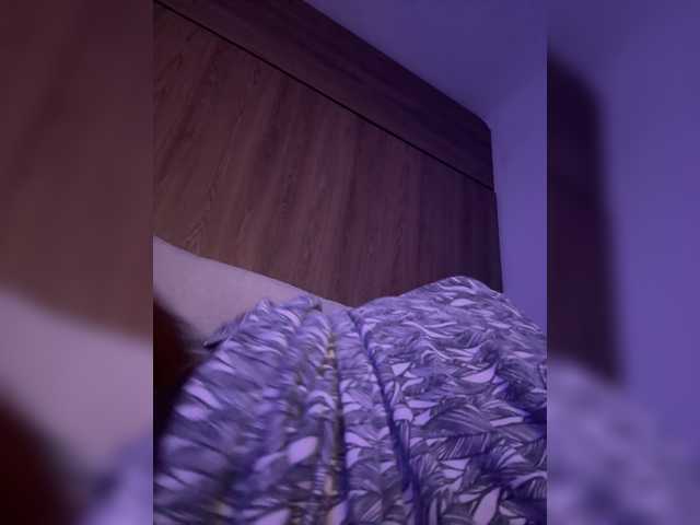 Anaisbeily live cam on BongaCams