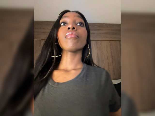 Anaisbeily live webcam show