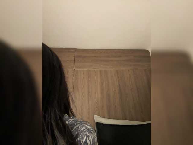 Anaisbeily live cam on BongaCams