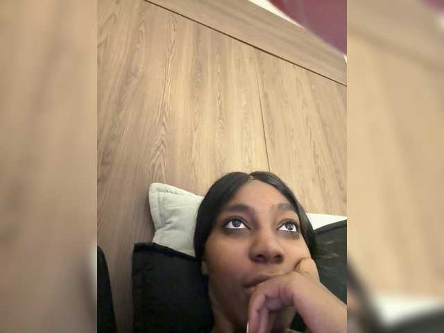 Anaisbeily live cam on BongaCams