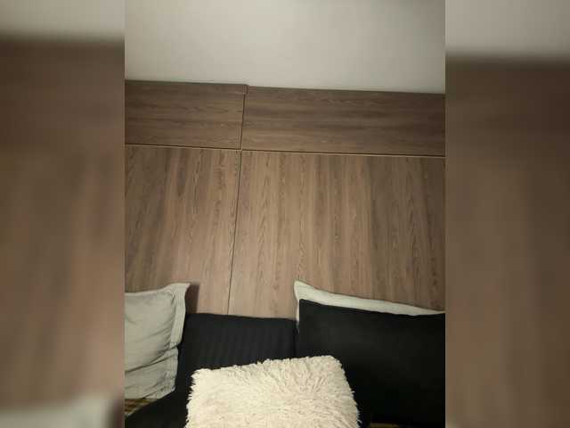Anaisbeily live cam on BongaCams