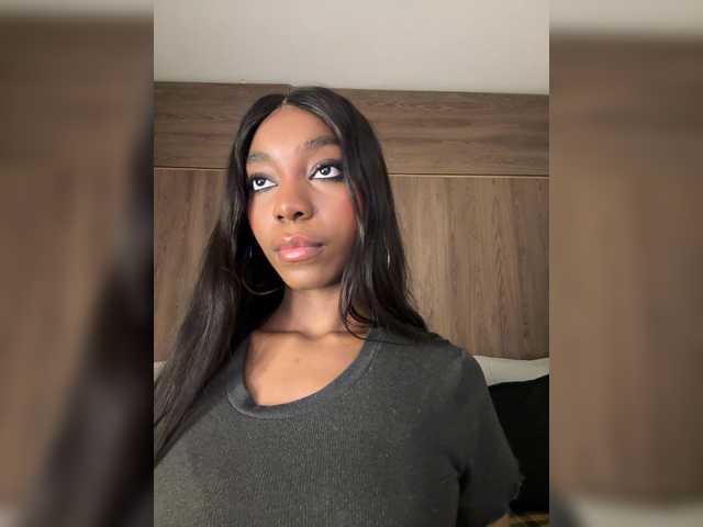 Anaisbeily live webcam show