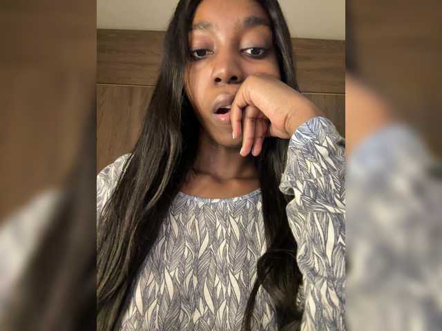 Anaisbeily live cam on BongaCams