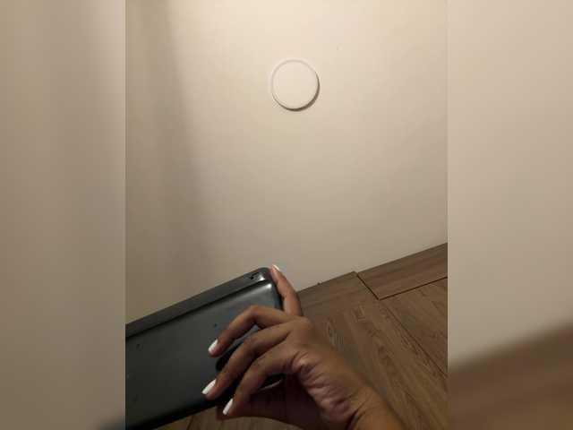 Anaisbeily live cam on BongaCams