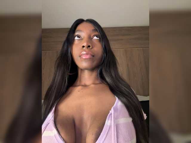 Anaisbeily live cam on BongaCams