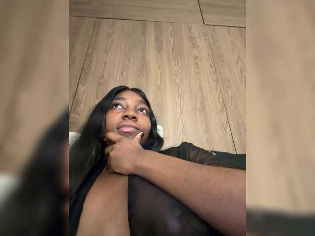Anaisbeily live cam on BongaCams