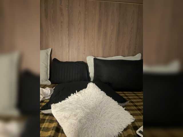Anaisbeily live cam on BongaCams