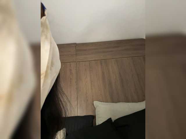 Anaisbeily live cam on BongaCams