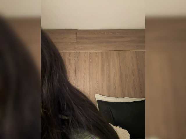 Anaisbeily live cam on BongaCams