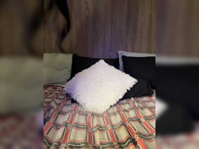 Anaisbeily's BongaCams show and profile