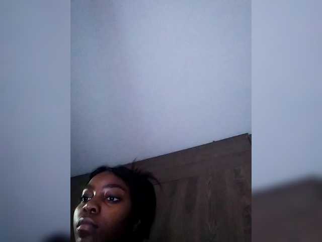 Anaisbeily live cam on BongaCams