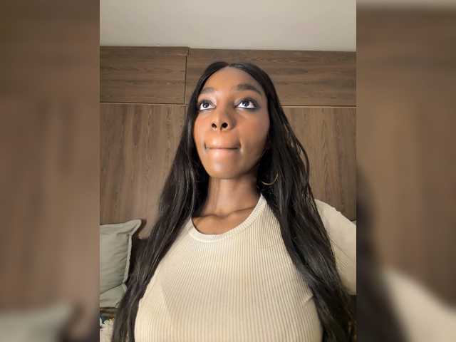 Anaisbeily live webcam show