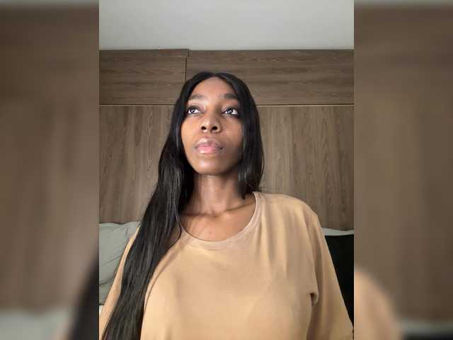 Anaisbeily live cam on BongaCams