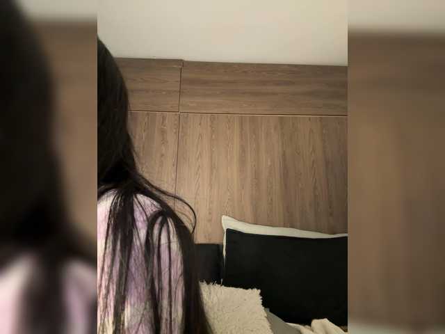 Anaisbeily live cam on BongaCams