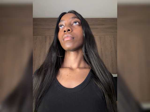 anayys live cam preview