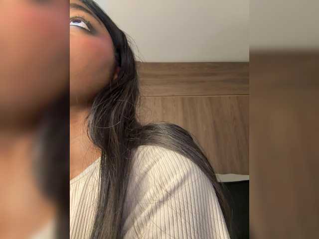 Anaisbeily live cam on BongaCams