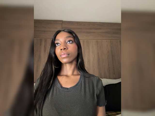 Anaisbeily live webcam show
