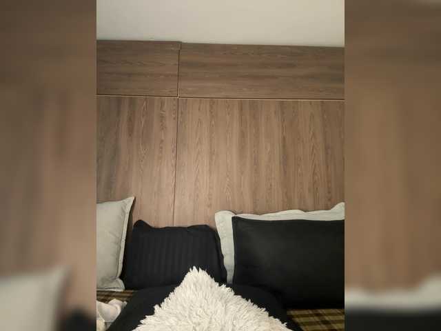 Anaisbeily live cam on BongaCams