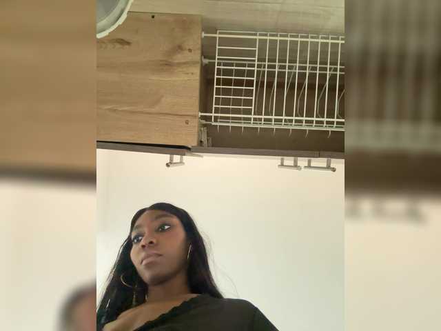 Anaisbeily live cam on BongaCams
