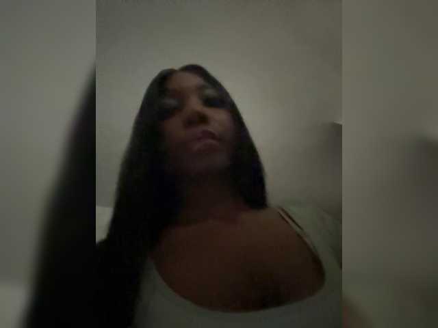Anaisbeily live cam on BongaCams