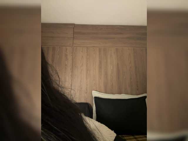 Anaisbeily live cam on BongaCams