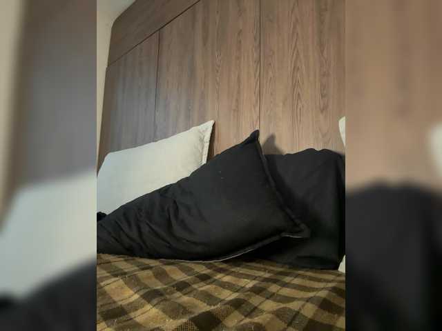 Anaisbeily live cam on BongaCams