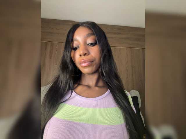 Anaisbeily live cam on BongaCams