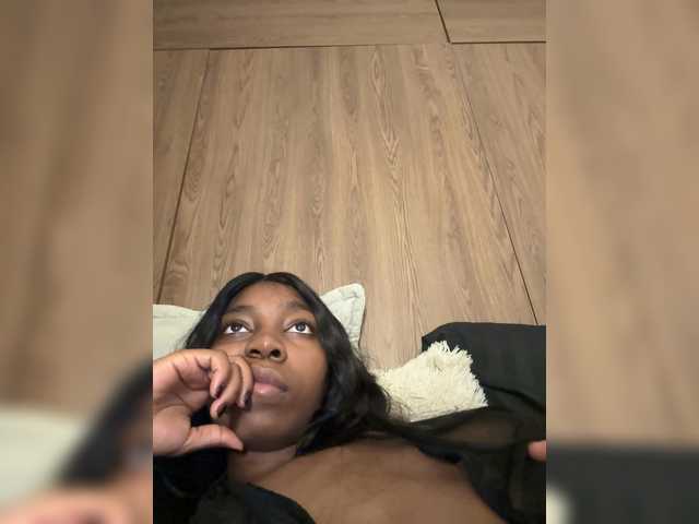 Anaisbeily live cam on BongaCams