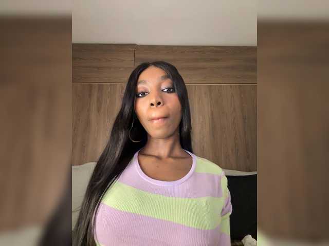 Anaisbeily live cam on BongaCams
