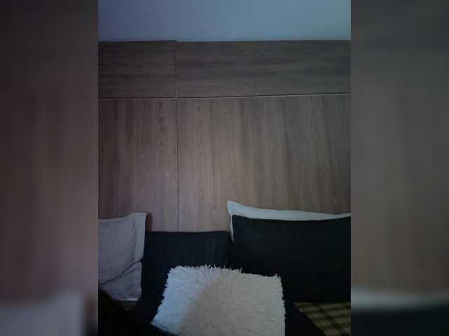 Anaisbeily live cam on BongaCams