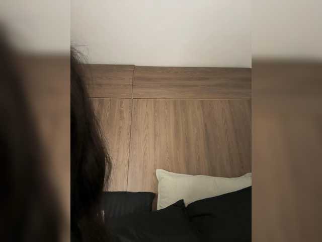 Anaisbeily live cam on BongaCams
