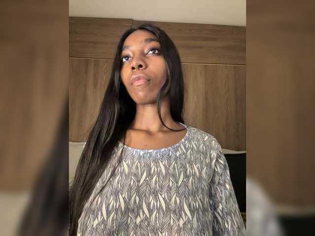 Anaisbeily live cam on BongaCams
