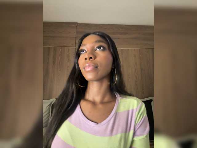 Anaisbeily live cam