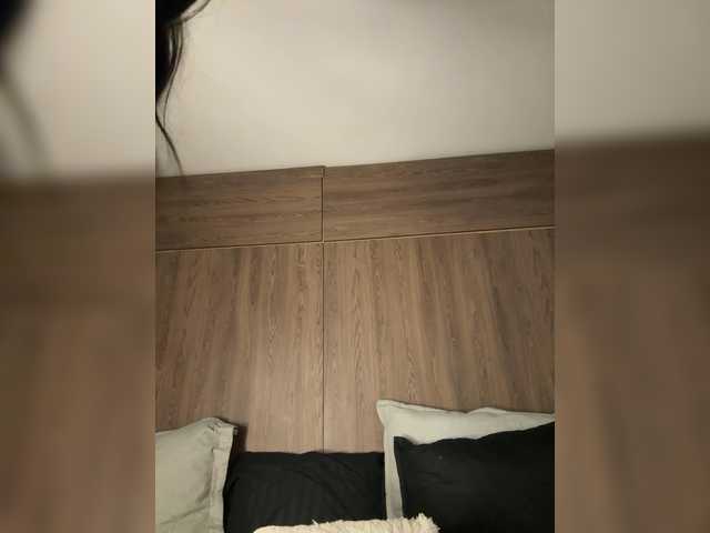 Anaisbeily live cam on BongaCams