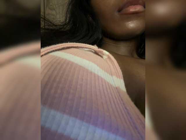 Anaisbeily live cam on BongaCams