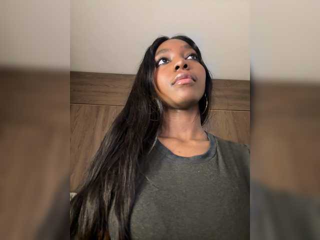 Anaisbeily live webcam show