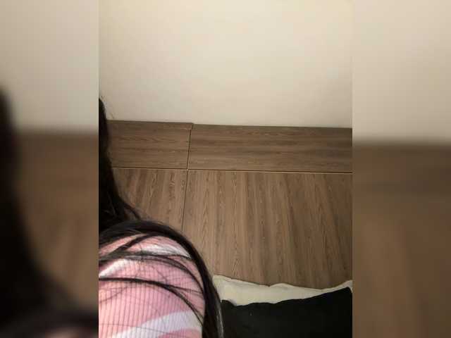 Anaisbeily live cam on BongaCams