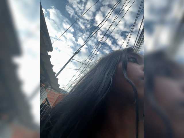 Anaisbeily live cam