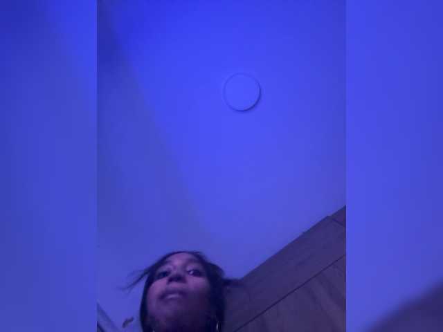 Anaisbeily live cam on BongaCams