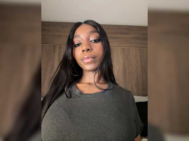 Anaisbeily live webcam show