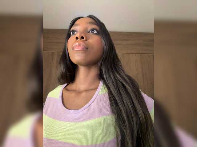 Anaisbeily live cam on BongaCams