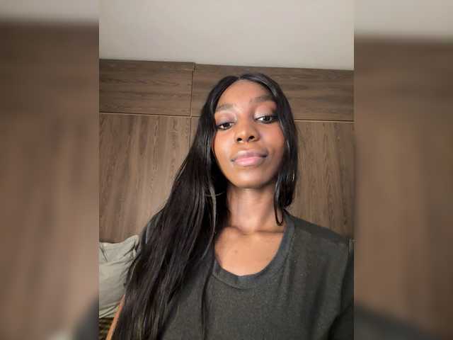 Anaisbeily live webcam show