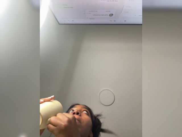 Anaisbeily live cam on BongaCams