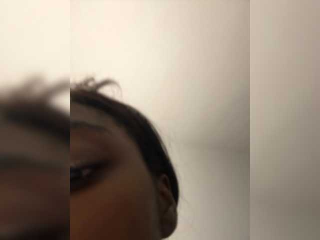 Anaisbeily live cam on BongaCams