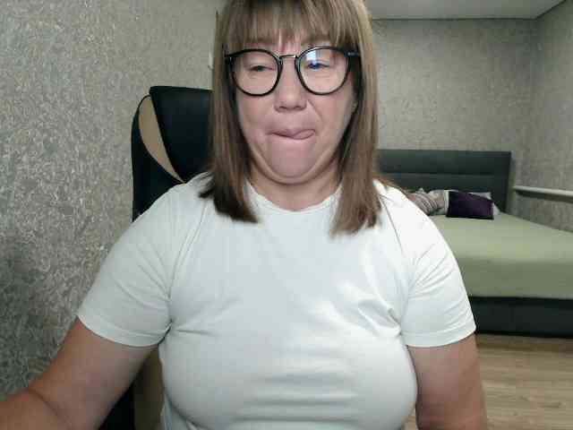 SonyaNightt webcam
