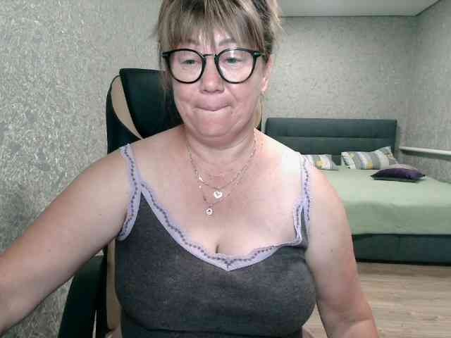 SonyaNightt webcam