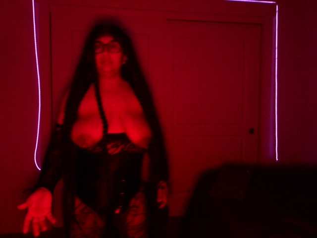 xXxEnMasCaraDosxXx's BongaCams show and profile